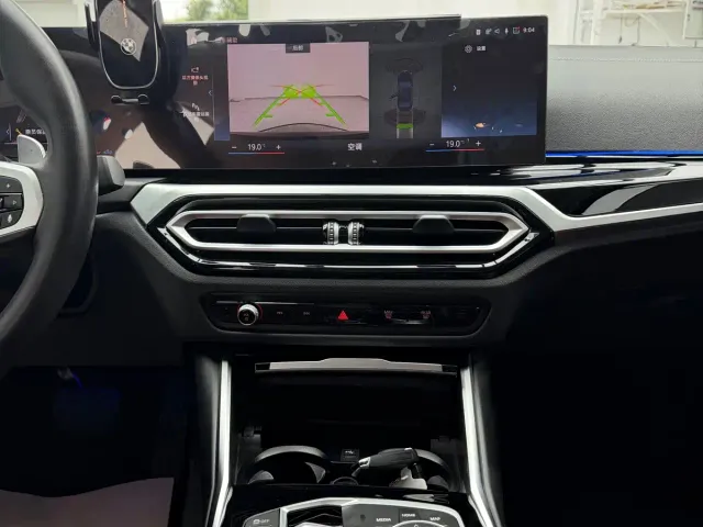 BMW 3 Series — Фото автомобиля 16