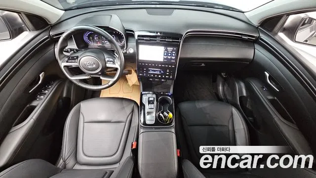 Hyundai Tucson Tucson (NX4) Бензин 1.6 турбо 2WD — Фото автомобиля 7
