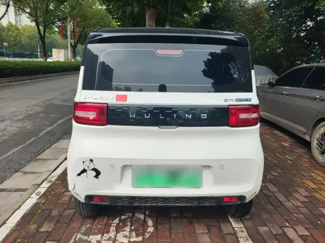 Wuling Hongguang Mini EV — Фото автомобиля 5