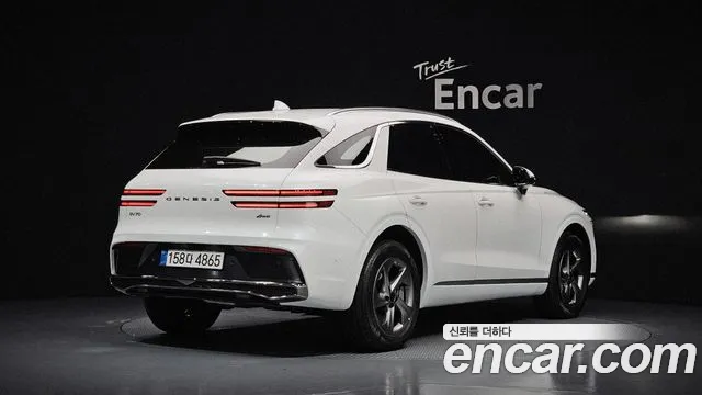 Genesis GV70 — Фото автомобиля 2