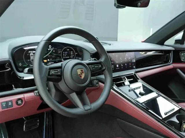 Porsche Panamera — Фото автомобиля 8