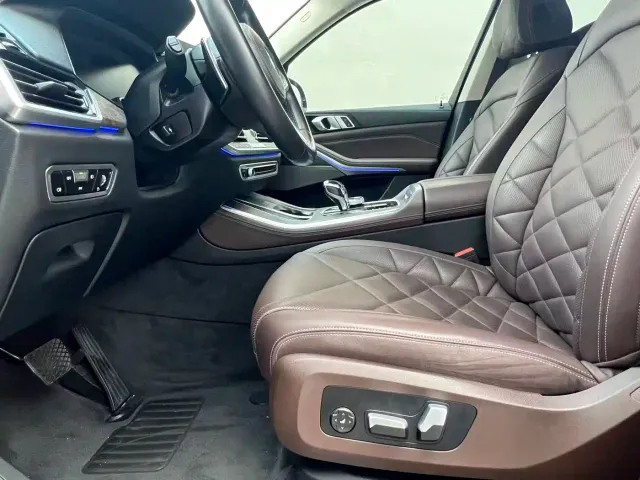 BMW X5 — Фото автомобиля 11