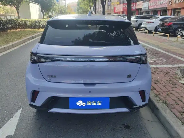 BYD Dolphin — Фото автомобиля 4