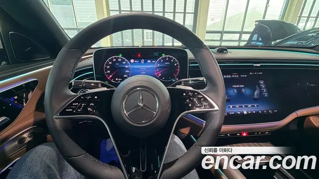 Mercedes-Benz E-Class — Фото автомобиля 9