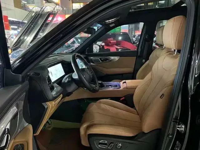 GAC Trumpchi ES9 — Фото автомобиля 8