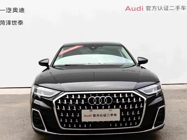 Audi A8 — Фото автомобиля 5