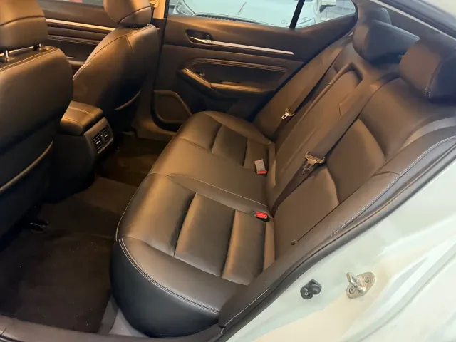 Nissan Teana — Фото автомобиля 9