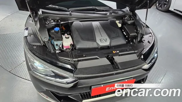 Kia EV6 — Фото автомобиля 8