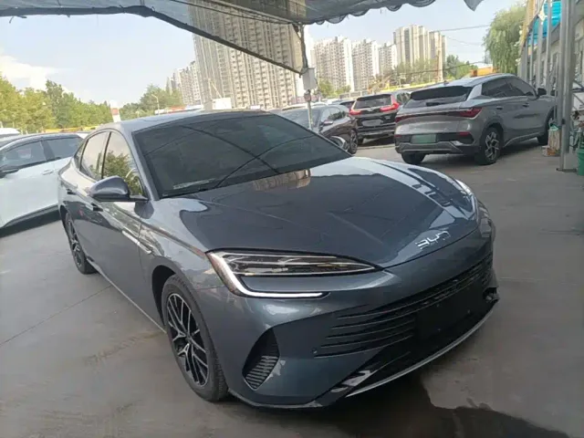 BYD Seal — Фото автомобиля 3