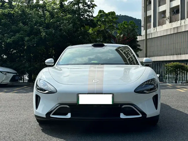 Xiaomi SU7 — Фото автомобиля 2
