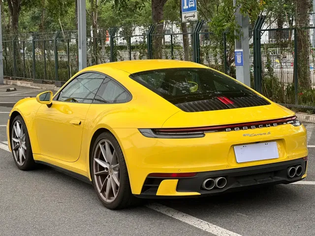 Porsche 911 — Фото автомобиля 4
