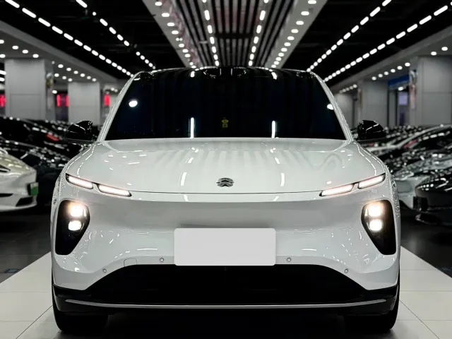 Nio EC6 — Фото автомобиля 2