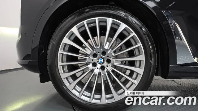 BMW X7 G07 — Фото автомобиля 5