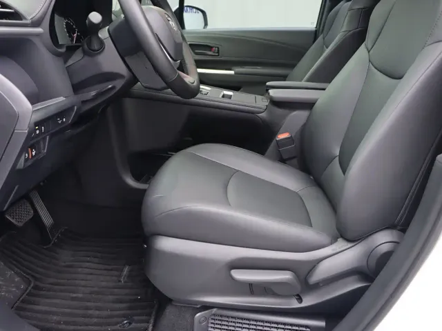 Toyota Granvia — Фото автомобиля 5