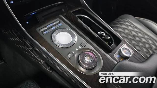 Genesis GV80 — Фото автомобиля 9