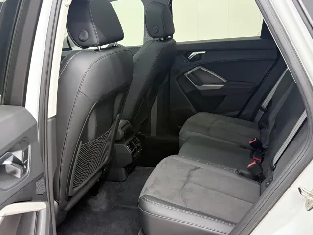 Audi Q3 — Фото автомобиля 16