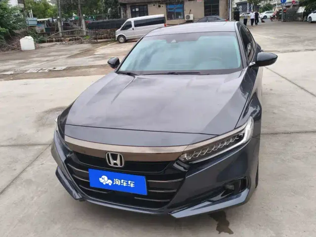 Honda Accord — Фото автомобиля 2
