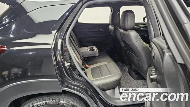 Chevrolet Trailblazer — Фото автомобиля 17