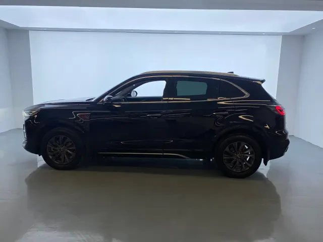 Hongqi HS5 — Фото автомобиля 4