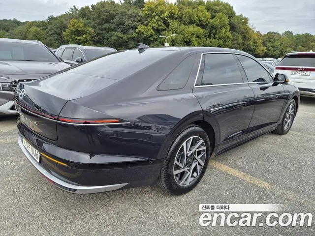 Hyundai Grandeur GN7 — Фото автомобиля 4