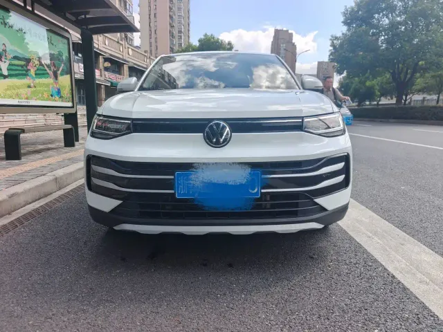 Volkswagen Tharu — Фото автомобиля 3