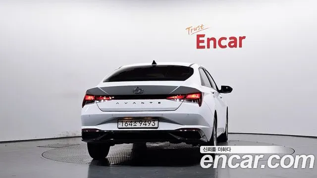 Hyundai AVANTE Avante (CN7) — Фото автомобиля 4