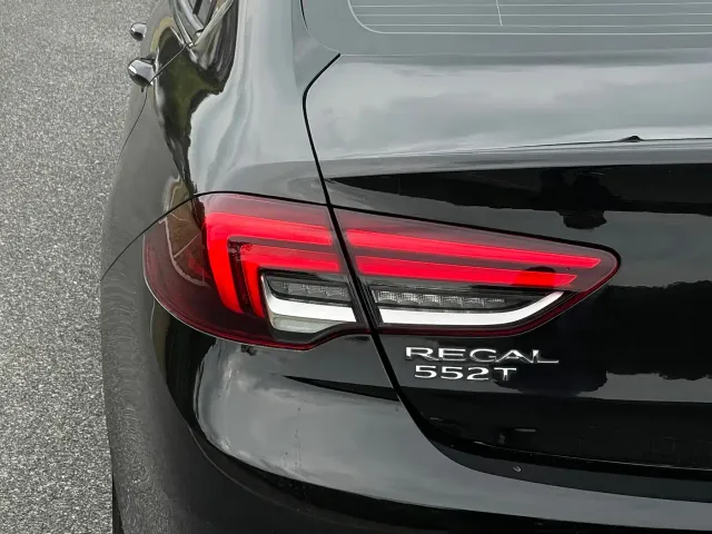 Buick Regal — Фото автомобиля 11