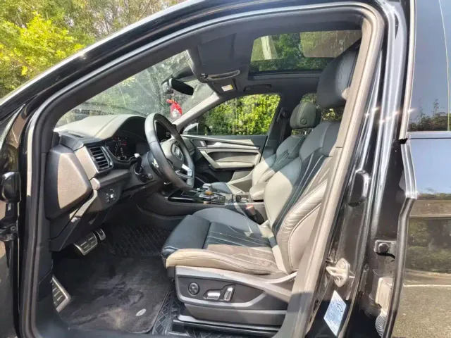 Audi Q5L — Фото автомобиля 4