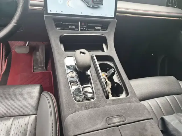 GAC Trumpchi M8 — Фото автомобиля 13