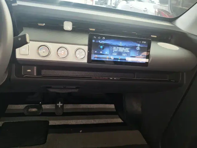 Wuling Hongguang Mini EV — Фото автомобиля 12