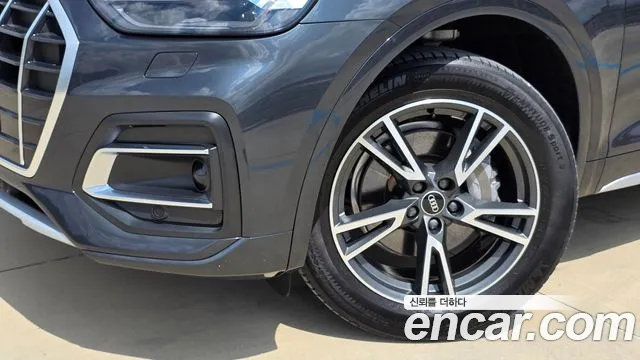 Audi Q5 40 TDI quattro — Фото автомобиля 2