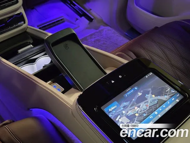 Mercedes-Benz GLS-Class — Фото автомобиля 10