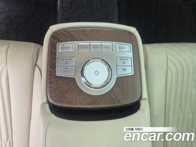 Genesis G80 RG3 — Фото автомобиля 16
