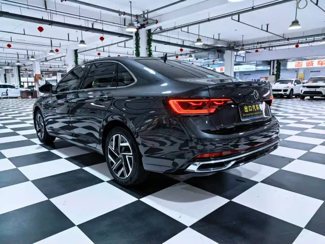 Volkswagen Sagitar — Фото автомобиля 6