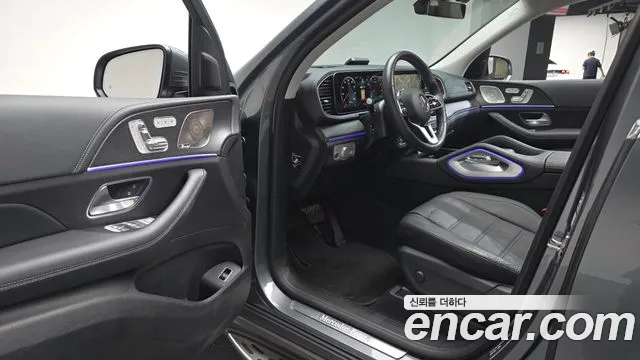 Mercedes-Benz GLE-Class — Фото автомобиля 7