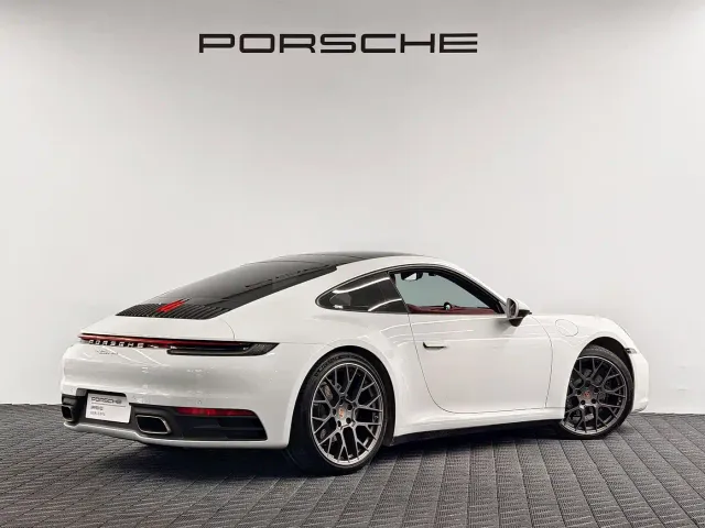 Porsche 911 — Фото автомобиля 8
