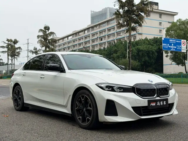BMW i3 — Фото автомобиля 2