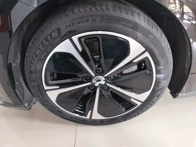 Nio ET5 Touring — Фото автомобиля 22