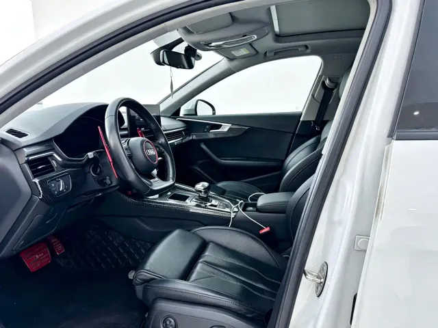 Audi A4L — Фото автомобиля 4