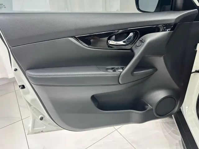 Nissan X-Trail — Фото автомобиля 8