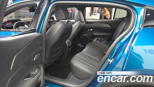Peugeot 408 — Фото автомобиля 11