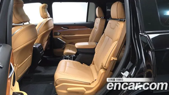 Jeep Cherokee Grand Cherokee(WL) L 3.6 Summit Reserve — Фото автомобиля 25