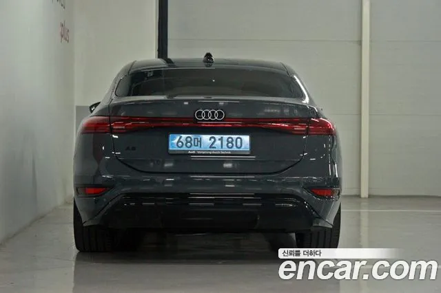 Audi A6 e-Tron — Фото автомобиля 4