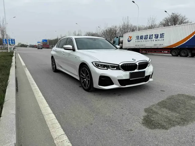 BMW 3 Series — Фото автомобиля 3