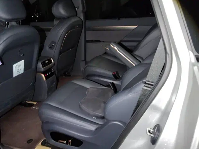 Dongfeng eπ 008 — Фото автомобиля 11