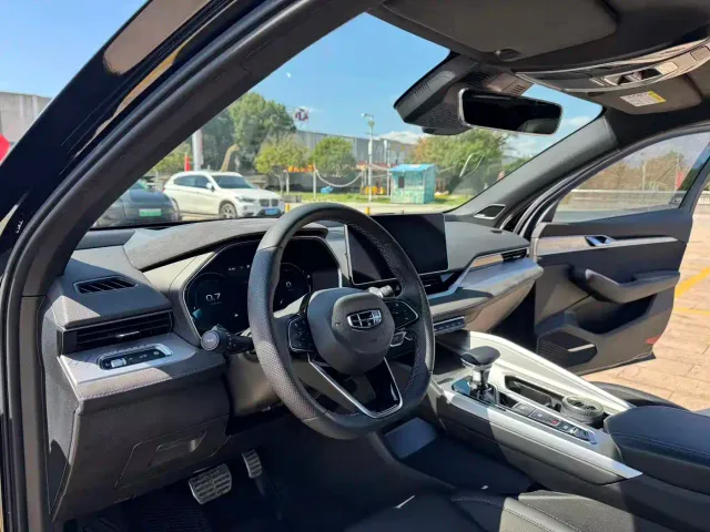 Geely Xingrui — Фото автомобиля 11