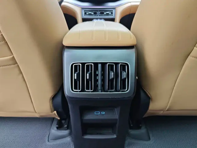 BYD Song L DM-i — Фото автомобиля 21