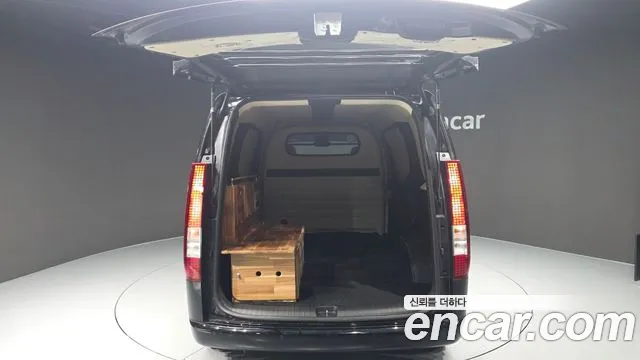 Hyundai Staria Staria Карго 3 места — Фото автомобиля 20