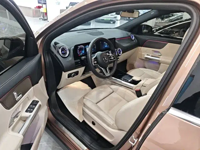 Mercedes-Benz EQA — Фото автомобиля 15