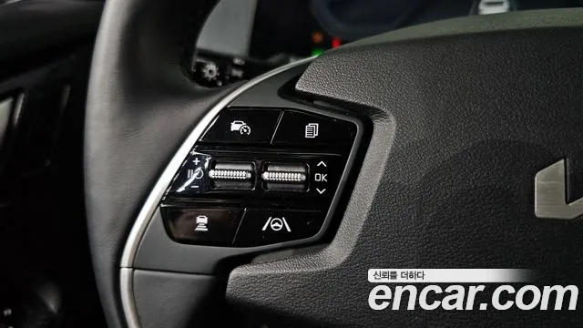 Kia EV6 Standard 4WD — Фото автомобиля 29